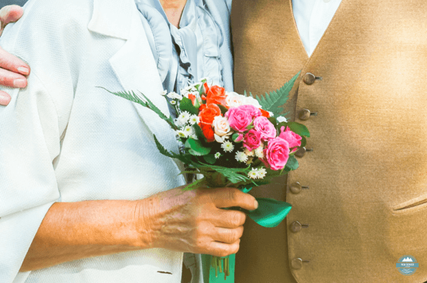 An Essential Guide For Your Wedding Vow Renewal Ceremony